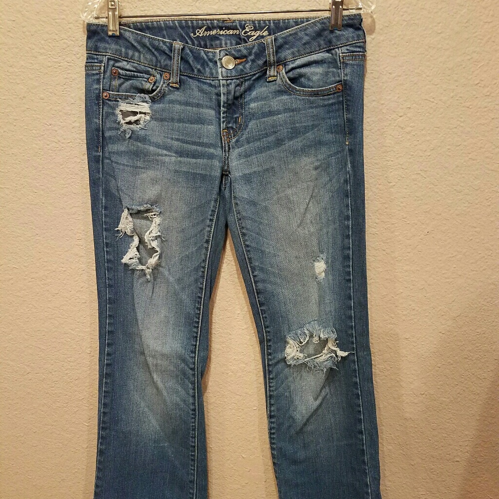 American Eagle Jeans Favorite Boyfriend Jeans - Picture 2 of 8